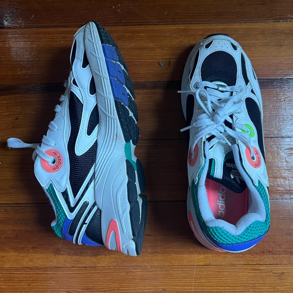 Adidas Astir shoes - multicolor - sz 7.5
